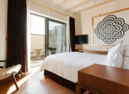 Do Placa Reial Powered By Sonder